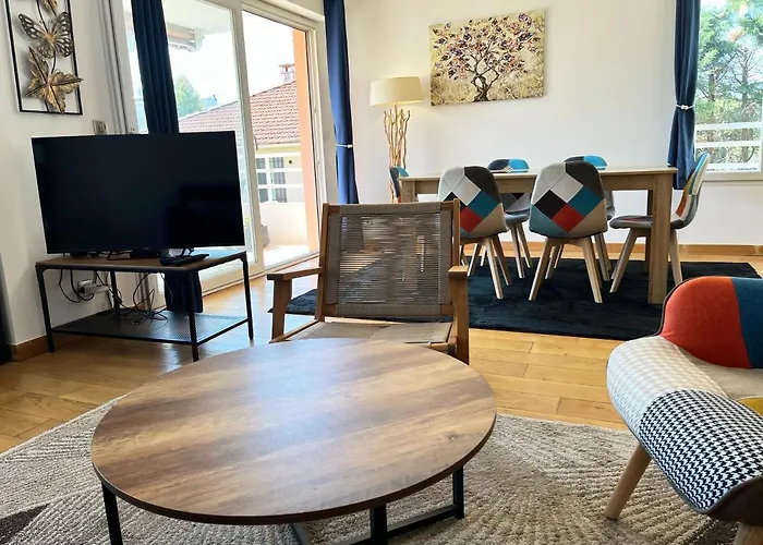 Appartement 84M² Avec 2 Parkings Privatifs